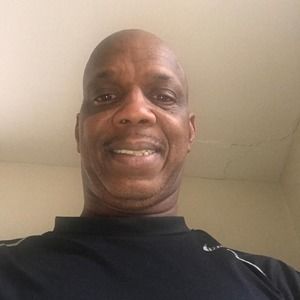 Meet your Posher, Dennis